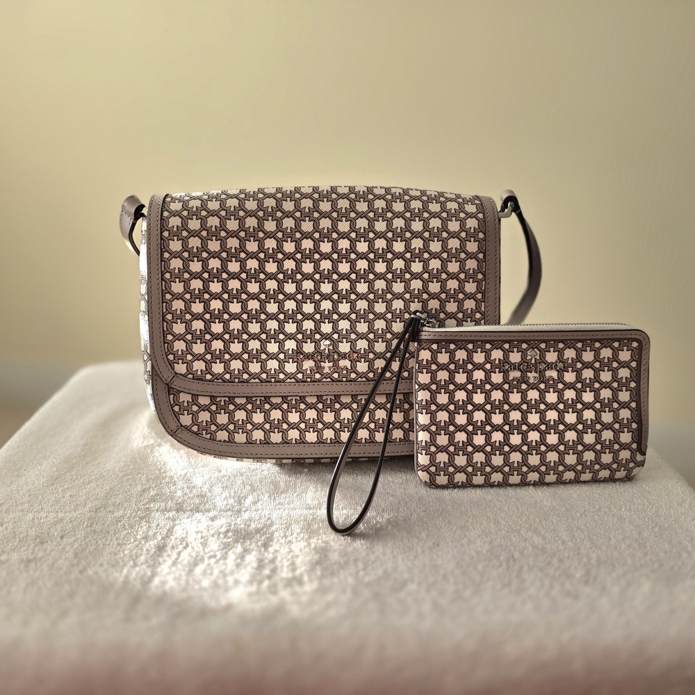 Kate Spade Saddle Bag Crossbody with matching wristlet